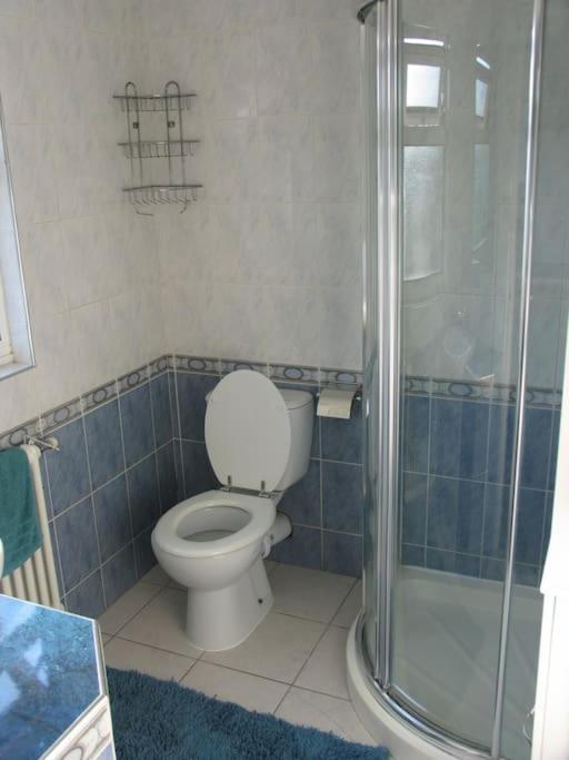 Modern Cosy Private Studio, Wifi, Ip-Tv, Must See Romford Eksteriør bilde